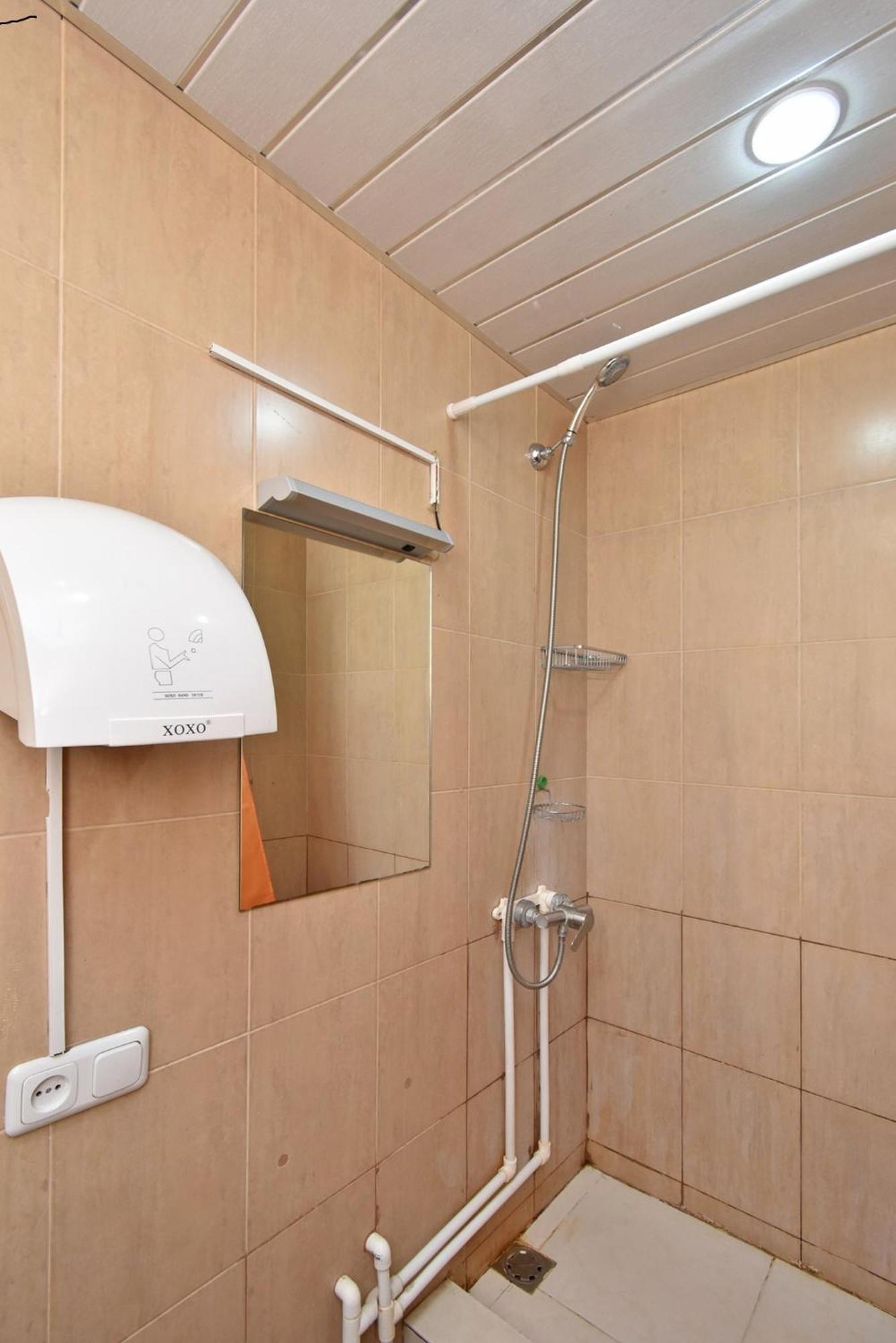 יירבאן A&S Hotel מראה חיצוני תמונה